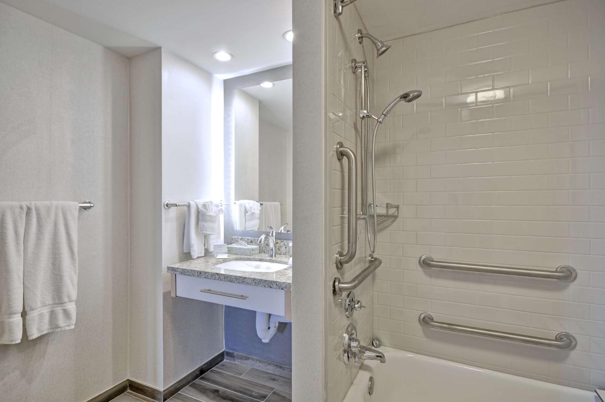 Homewood Suites By Hilton Boston - Peabody Εξωτερικό φωτογραφία